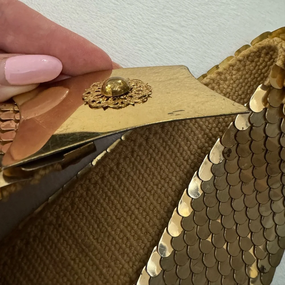 Vintage Gold Fish Scale 70’s Stretch Belt 80’s Kitsch Fun Glamorous - Picture 7 of 12